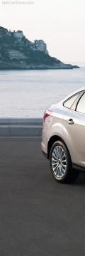 FORD Focus III Sedan  Τεχνικά χαρακτηριστικά
