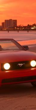 FORD Mustang Convertible V Technical сharacteristics
