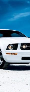 FORD Mustang V Technical сharacteristics
