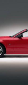 FORD Mustang Convertible V Technical сharacteristics
