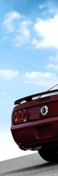 FORD Mustang V Technical сharacteristics

