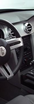 FORD Mustang V Technical сharacteristics

